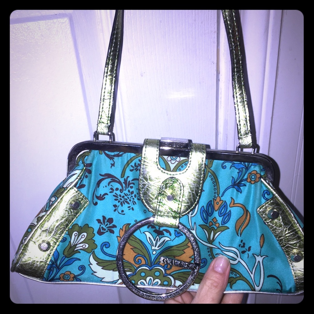 Small GUESS Hand-bag